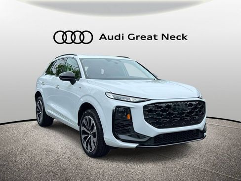 New 2026 Audi Q3 quattro 2.0T AWD/4WD image 9