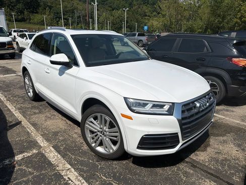 Used 2019 Audi Q5 2.0T Premium Plus w/ Premium Plus Package AWD/4WD image 8