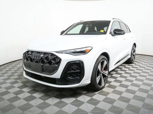 New 2026 Audi SQ5 Premium Plus AWD/4WD image 33
