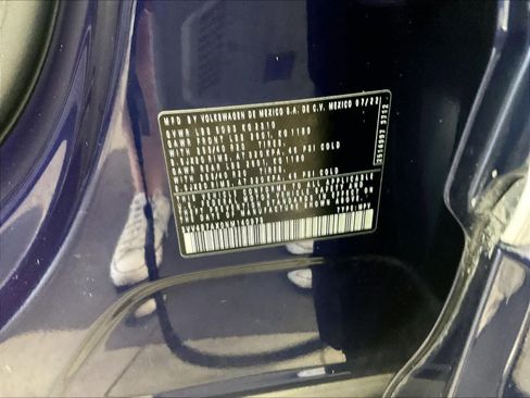 Used 2022 Volkswagen Tiguan SEL R-Line image 35