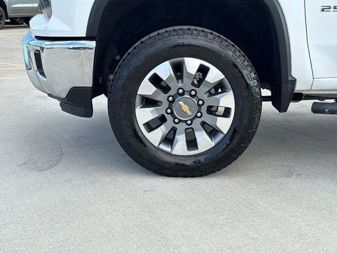 Used 2025 Chevrolet Silverado 2500 LT w/ All Star Edition AWD/4WD image 33
