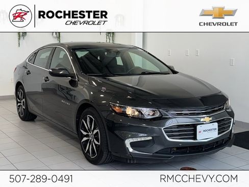 Used 2017 Chevrolet Malibu LT w/ Driver Confidence Package image 1