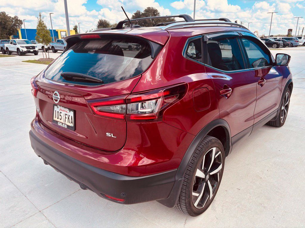 Used 2021 Nissan Rogue Sport SL FWD image 4
