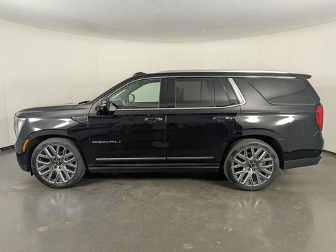 Used 2025 GMC Yukon Denali Ultimate image 5