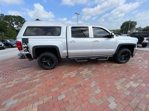 Used 2017 Chevrolet Silverado 1500 LT w/ All Star Edition AWD/4WD image 35