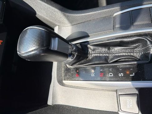 Used 2019 Honda Civic EX image 7