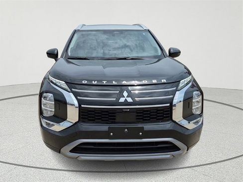 New 2025 Mitsubishi Outlander SEL image 2