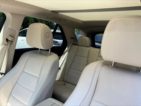 Used 2022 Mercedes-Benz GLE 350 4MATIC image 5