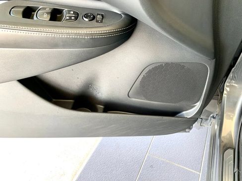 Used 2020 Nissan Murano SV FWD image 13
