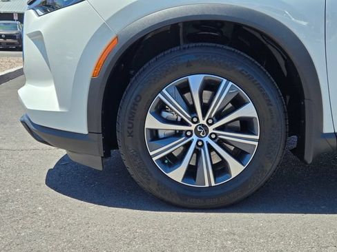 Certified 2025 INFINITI QX60 Pure AWD/4WD image 9