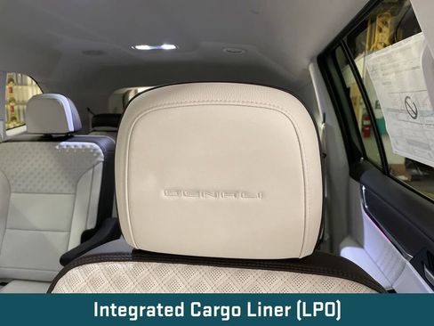 New 2026 GMC Acadia Denali w/ Super Cruise Package image 12