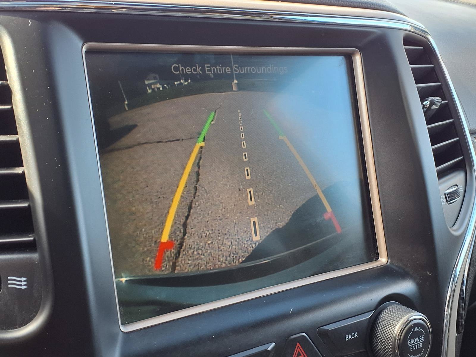 Used 2015 Jeep Grand Cherokee Overland RWD image 23