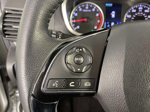 Used 2024 Mitsubishi Eclipse Cross AWD image 15