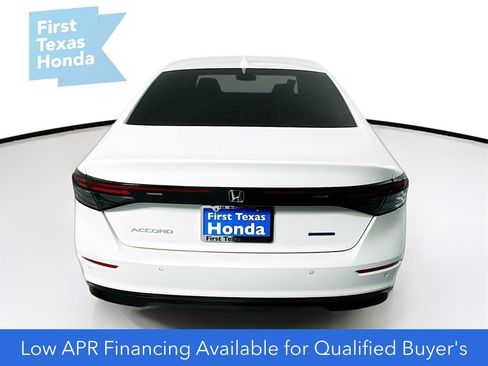 Used 2025 Honda Accord EX-L image 8