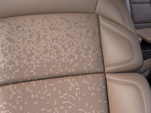 New 2026 Lincoln Navigator L Black Label AWD/4WD image 16