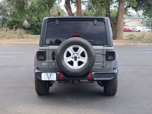 Used 2019 Jeep Wrangler Unlimited Sport S AWD/4WD image 6