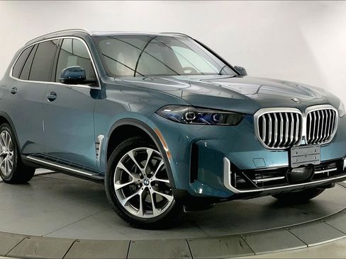Used 2025 BMW X5 xDrive40i w/ Climate Comfort Package image 1