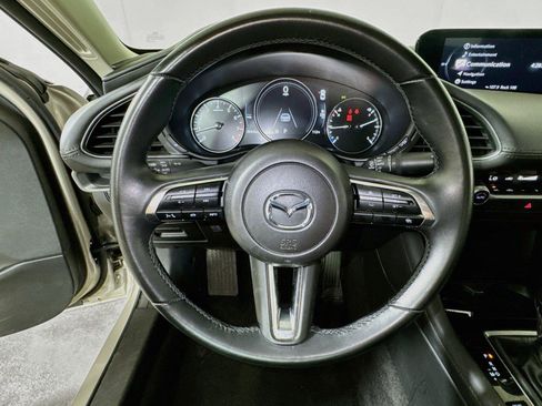Used 2025 MAZDA MAZDA3 s FWD image 9