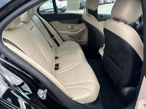Used 2019 Mercedes-Benz C 300 Sedan image 15