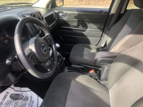 Used 2016 Jeep Patriot Sport w/ Power Value Group image 19