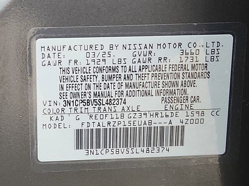 Certified 2025 Nissan Kicks Play S image 27