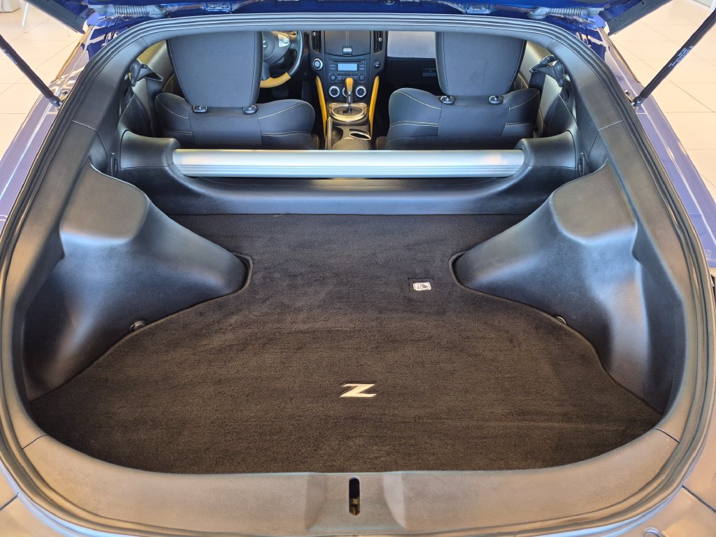 Used 2019 Nissan 370Z Coupe w/ Z34 Heritage Edition - Blue RWD image 27