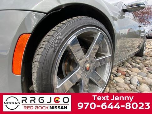 Used 2019 Chrysler 300 Limited w/ Safetytec Plus Group RWD image 1