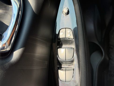 Certified 2024 Nissan Leaf SV Plus FWD image 31