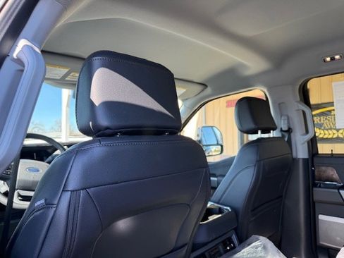 New 2026 Ford F350 Lariat w/ Black Appearance Package image 9