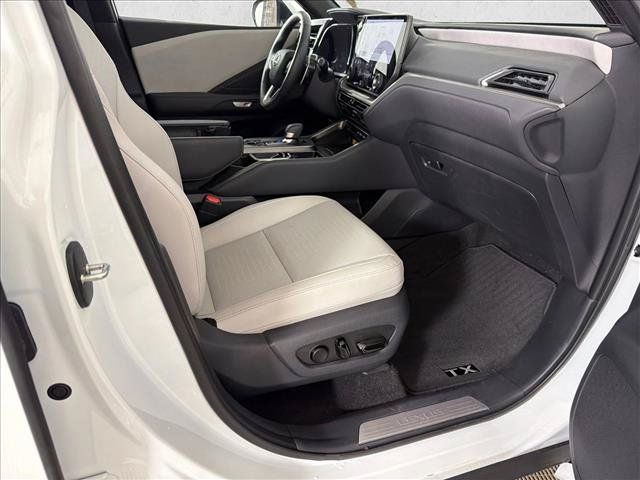 Used 2025 Lexus TX 350 AWD w/ Technology Package image 14