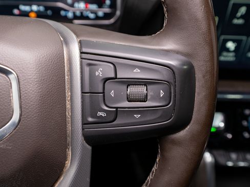Used 2024 GMC Sierra 3500 Denali AWD/4WD image 29
