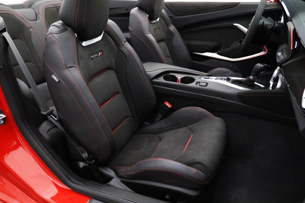 Certified 2024 Chevrolet Camaro ZL1 RWD image 31