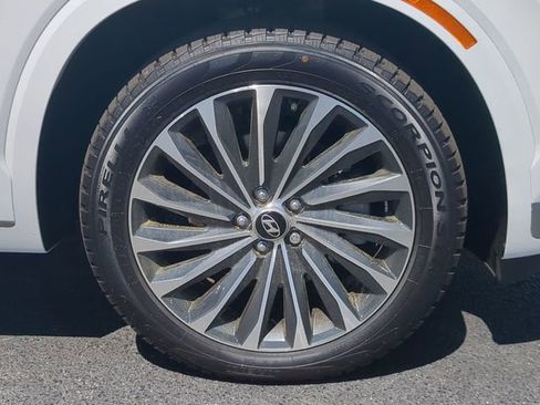 Used 2023 Hyundai Palisade Calligraphy image 10