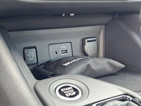 Certified 2025 Nissan Sentra S FWD image 37