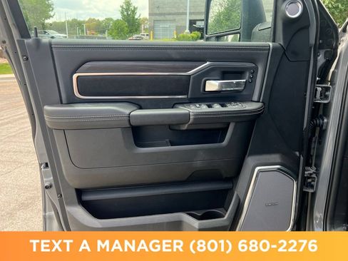 New 2026 RAM 3500 Laramie AWD/4WD image 10