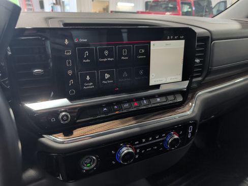Used 2024 GMC Sierra 1500 Elevation AWD/4WD image 11
