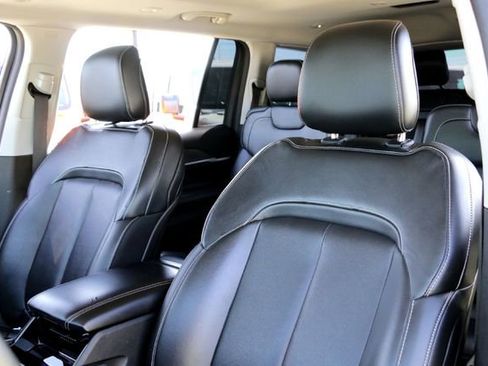 Used 2021 Jeep Grand Cherokee L Limited image 11