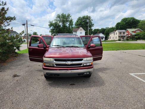 Used 2002 Chevrolet Suburban LT AWD/4WD image 33