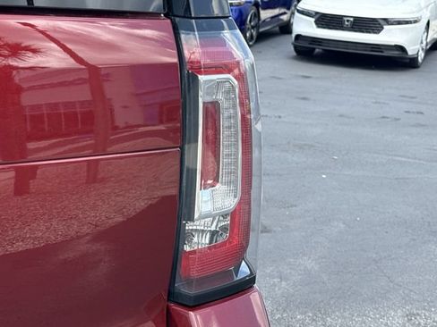 Used 2019 GMC Yukon Denali w/ Denali Ultimate Package RWD image 16
