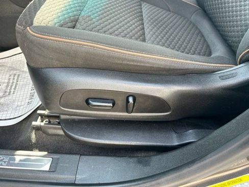 Used 2019 GMC Acadia SLE w/ Driver Alert Package I AWD/4WD image 13