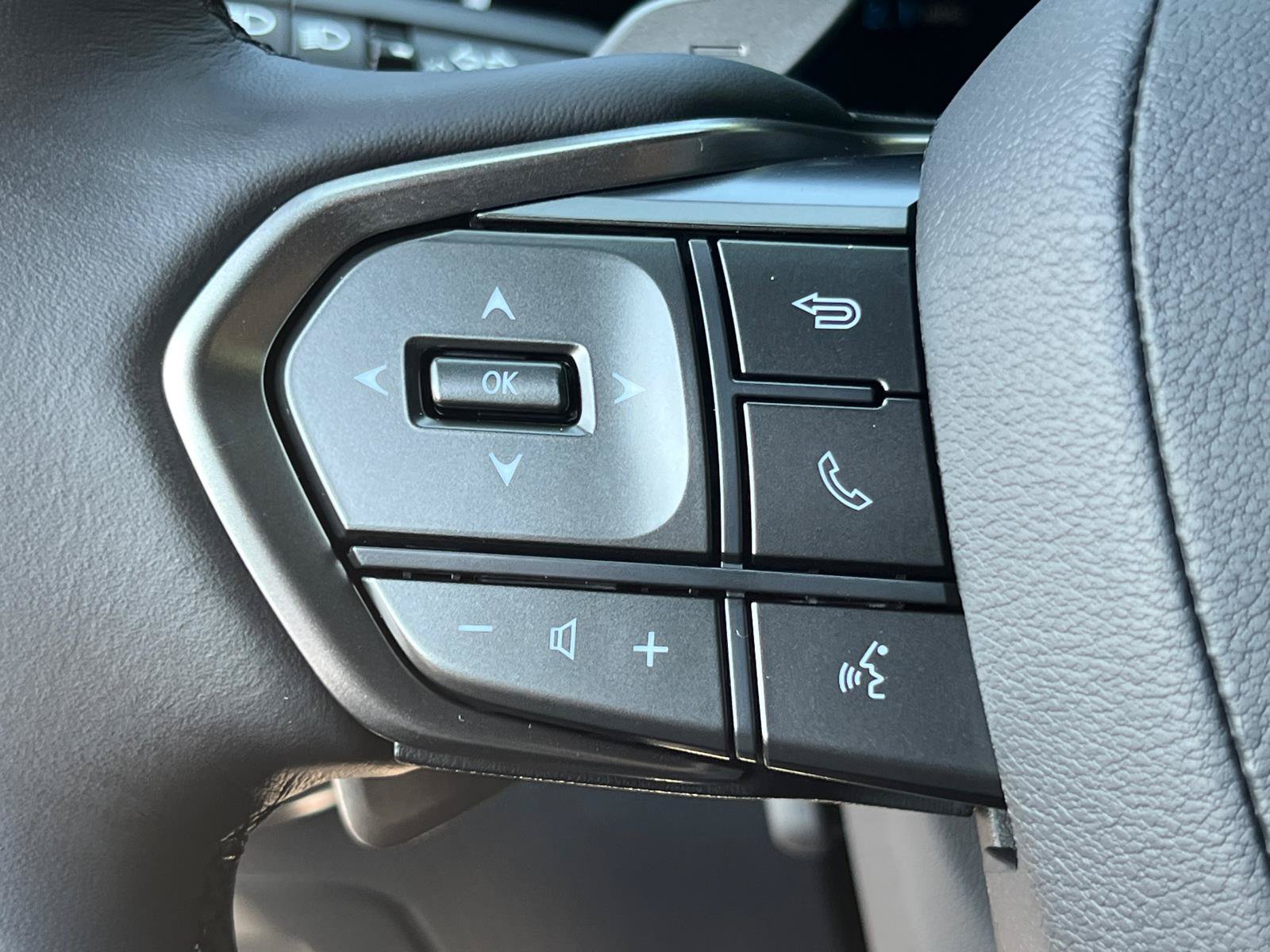 New 2026 Lexus RX 350 Premium Plus w/ Accessory Package (Z1) FWD image 18