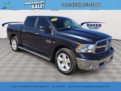 Used 2017 RAM 1500 Classic SLT w/ SLT Plus D￩cor Group