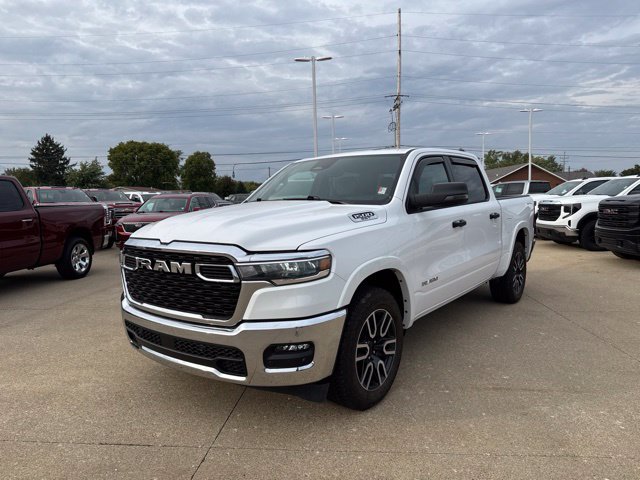 Used 2025 RAM 1500 Big Horn AWD/4WD image 3
