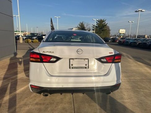 Certified 2024 Nissan Altima 2.5 SR w/ SR Premium Package image 5