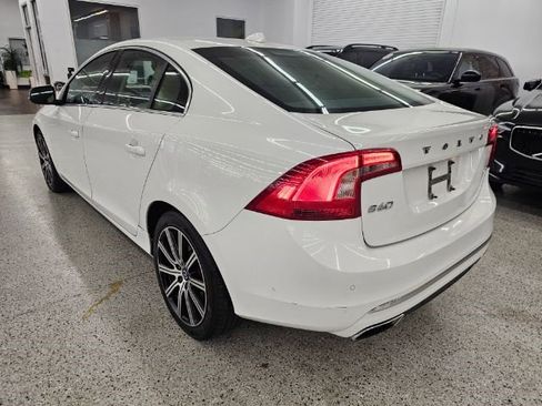 Used 2016 Volvo S60 T5 Premier image 6