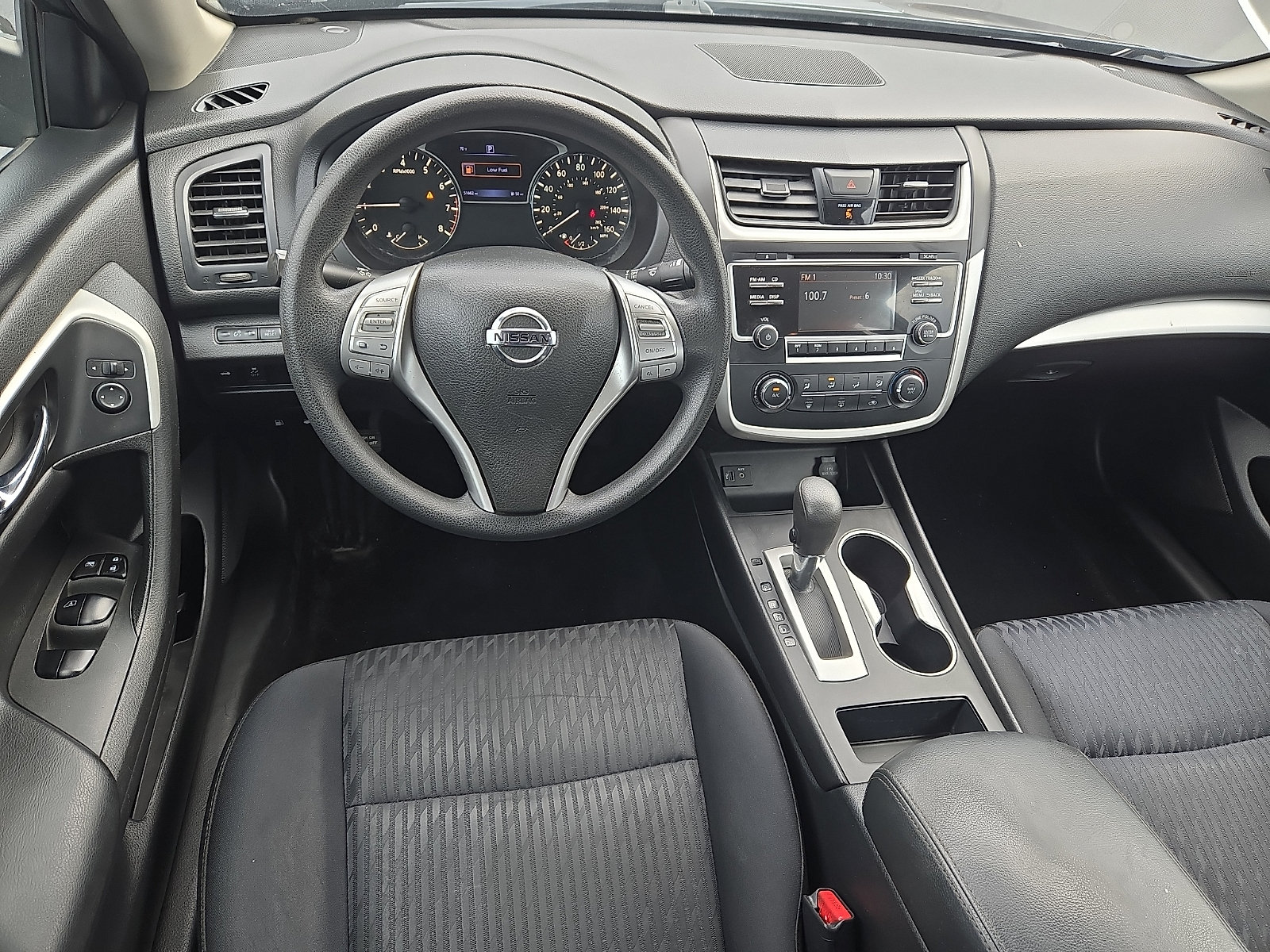 Used 2017 Nissan Altima 2.5 S w/ Power Driver Seat Package FWD image 9