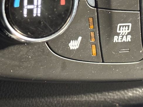 Used 2021 Chevrolet Traverse High Country AWD/4WD image 36