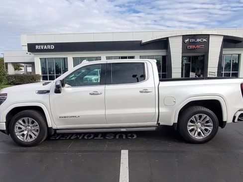 Used 2022 GMC Sierra 1500 Denali image 40