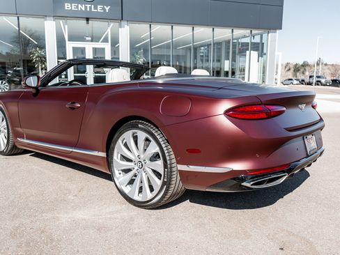 New 2026 Bentley Continental GTC AWD/4WD image 9