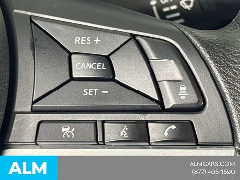 Used 2024 Nissan Sentra SV FWD image 29